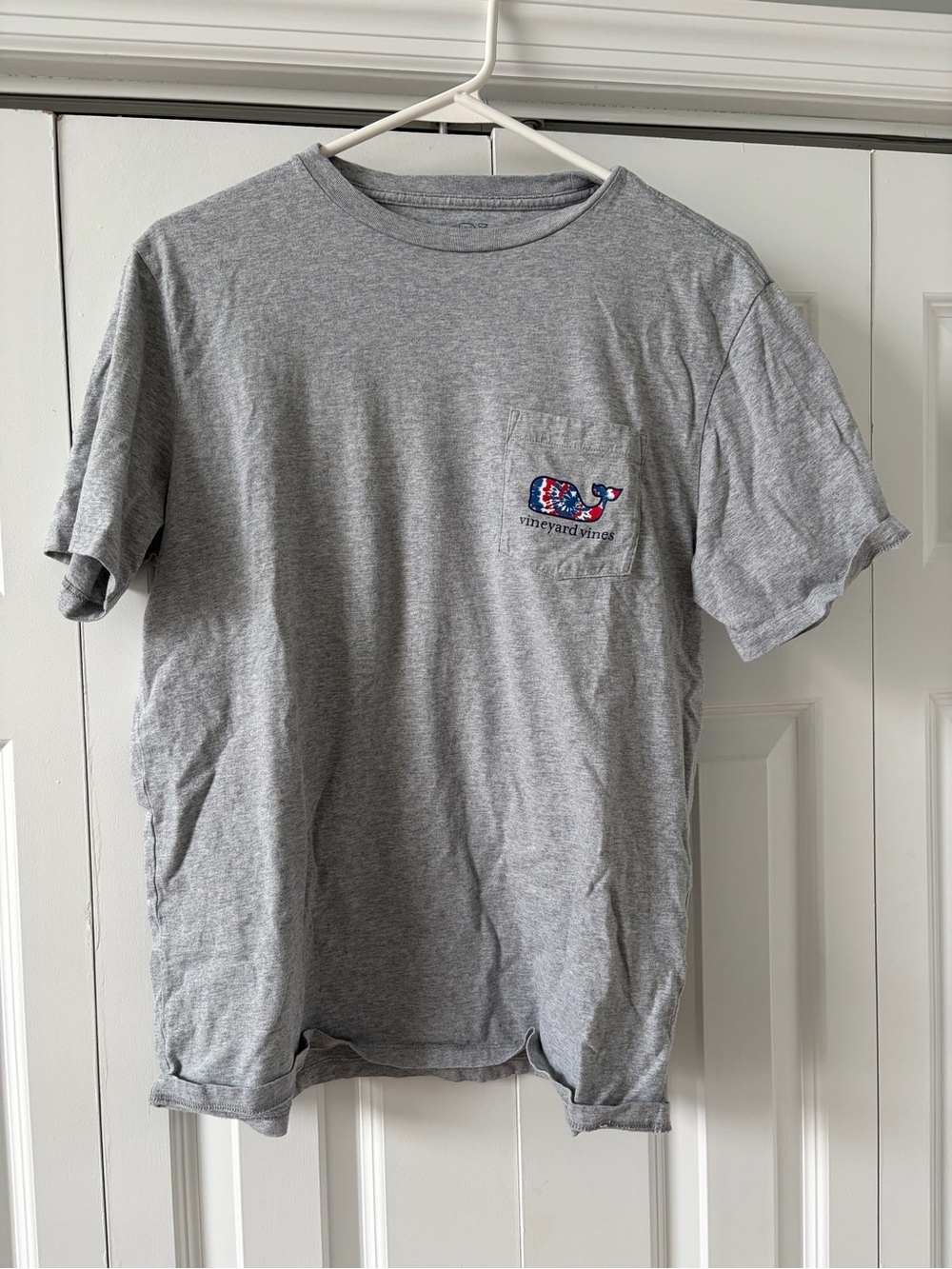 Vineyard Vines Heather Gray Short-Sleeve Pocket Tee with Whale Logo